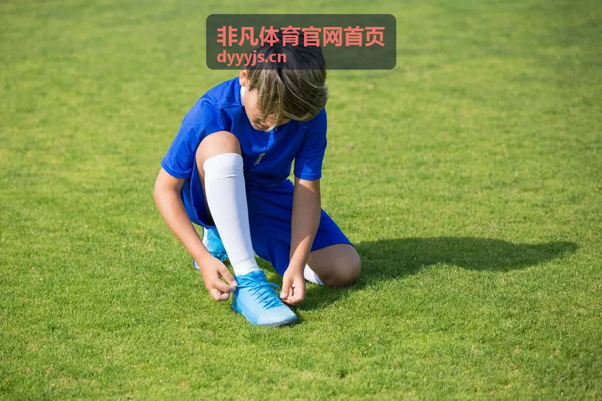 非凡体育游泳热身动作与呼吸技巧